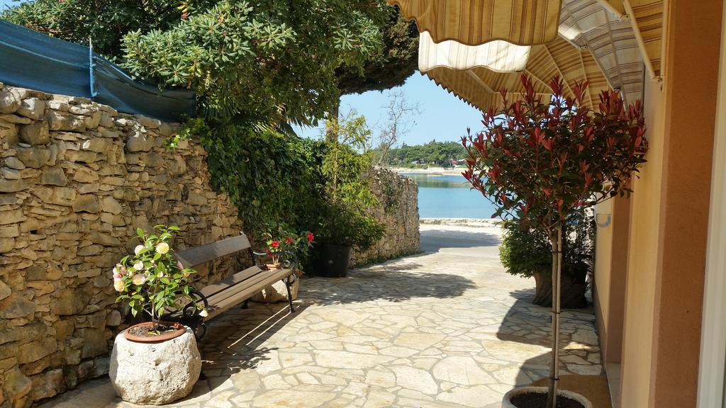 Hotel Zlatna Vala أوماغ المظهر الخارجي الصورة