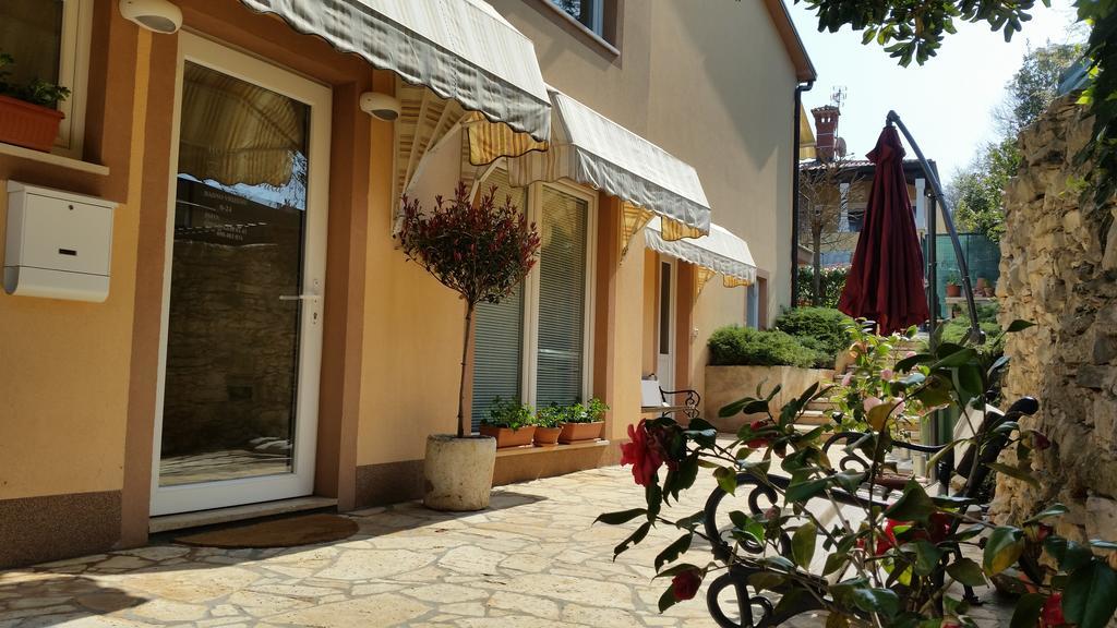 Hotel Zlatna Vala أوماغ المظهر الخارجي الصورة