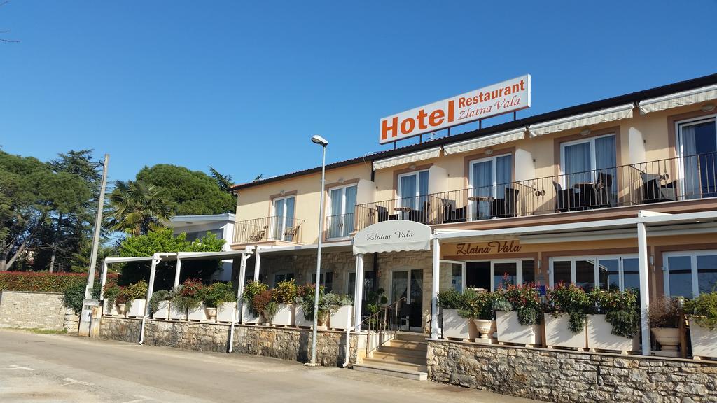 Hotel Zlatna Vala أوماغ المظهر الخارجي الصورة
